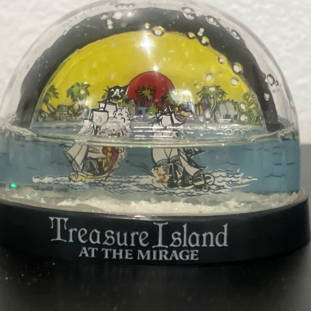 Treasure Island Snow Globe